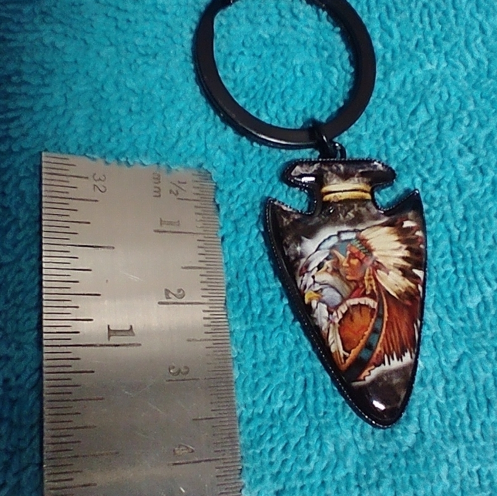 Native American Chief Arrowhead Keychain - Picture 2 of 2